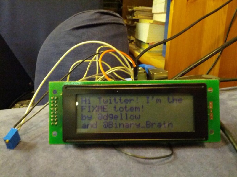 File:Twitter tree lcd screen.jpg